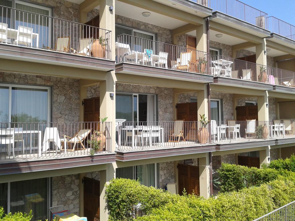 Aparthotel Oasis 4*