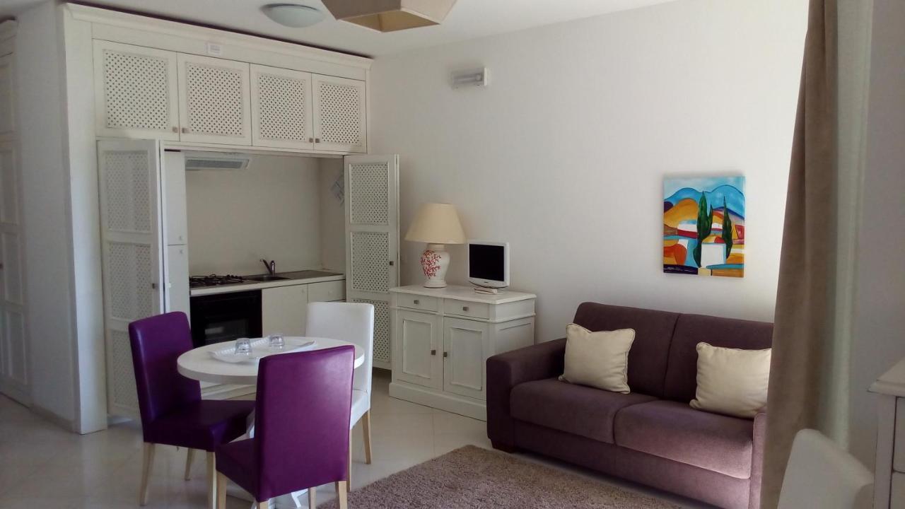 Aparthotel Oasis 4*